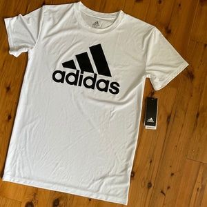Adidas tee
